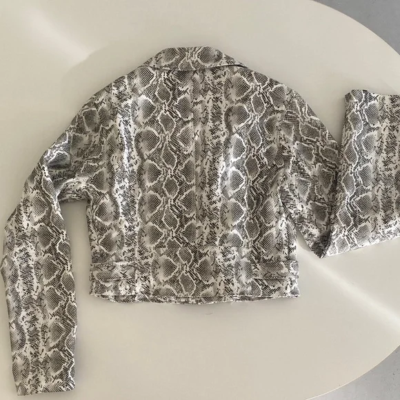 Vintage Monochrome Snakeskin Faux Leather Jacket - Picture 5 of 5
